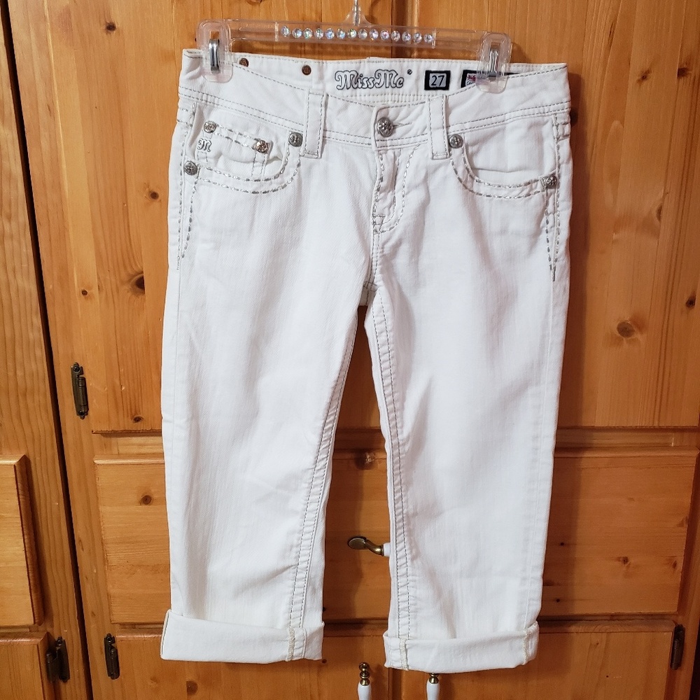 Miss Me Cuffed Capri